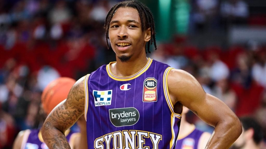 Ερυθρός Αστέρας: 7η προσθήκη ο Τζειλίν Άνταμς