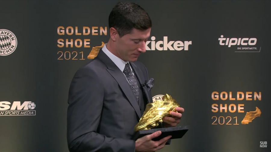 Ρόμπερτ Λεβαντόφσκι: Πήρε το «Χρυσό Παπούτσι» για το 2021 ο... βασιλιάς της Μπάγερν!