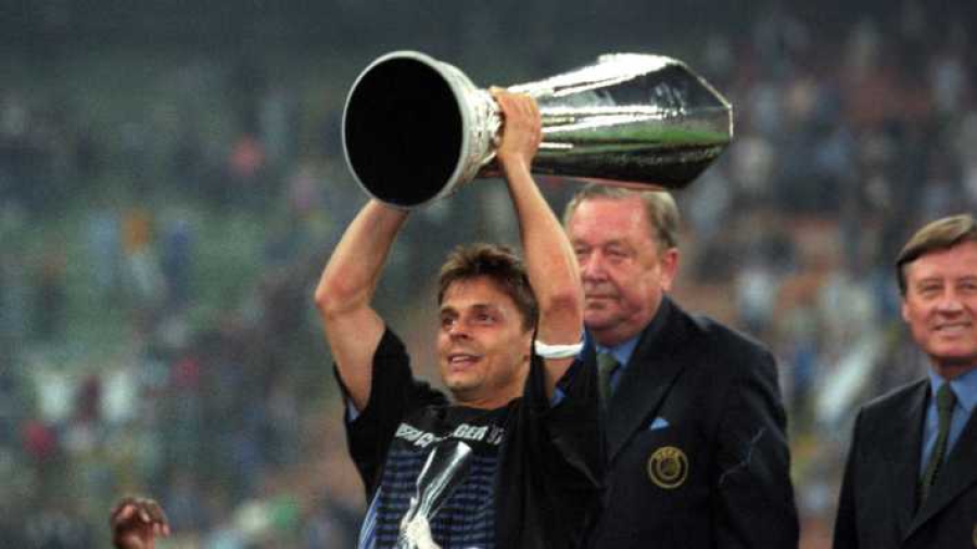 UEFA Cup 1996/1997: Ο τελευταίος διπλός τελικός που «έστεψε» την Σάλκε τροπαιούχο (video)