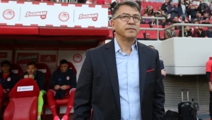 «Πρώτος» 95 μήνες μετά: Στη Ραντνίσκι Νις ο Τάκης Λεμονής!