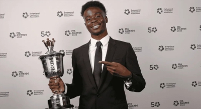 Κορυφαίος νέος της σεζόν στην Premier League ο... κανονιέρης Σάκα!