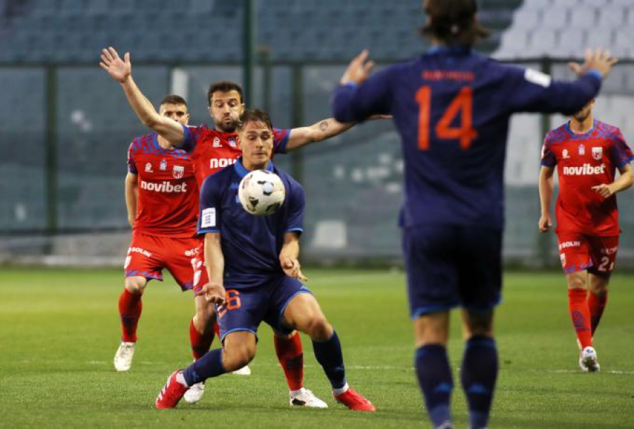 Απίθανη στιγμή στο Athens Kallithea – Βόλος, ισοφάρισαν οι γηπεδούχοι στο 96’ και… αναπνέουν!