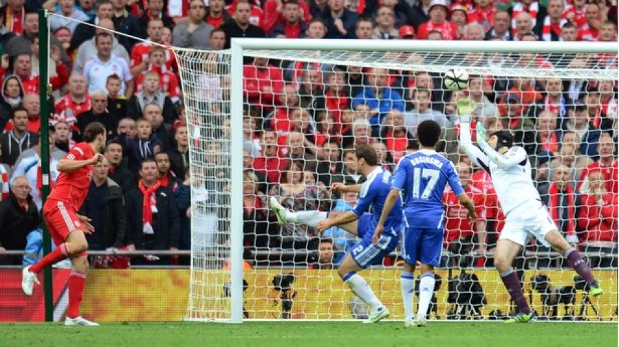 Η ημέρα που ο Κάρολ έτρεξε να πανηγυρίσει, αλλά ο Τσεχ του είπε να… περιμένει! (video)