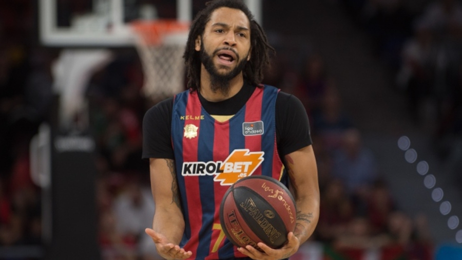 Μπασκόνια: Ένα βήμα πριν την αποχώρηση ο Πιέρια Χένρι!