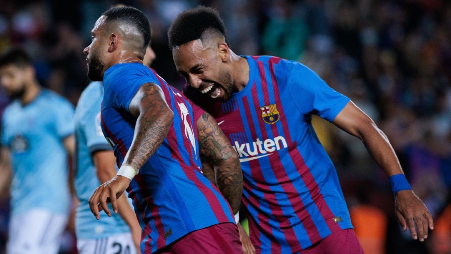 Μπαρτσελόνα: Κοντά στην Τσέλσι ο Ομπαμεγιάνγκ, προχωρά και του Ντεπάι