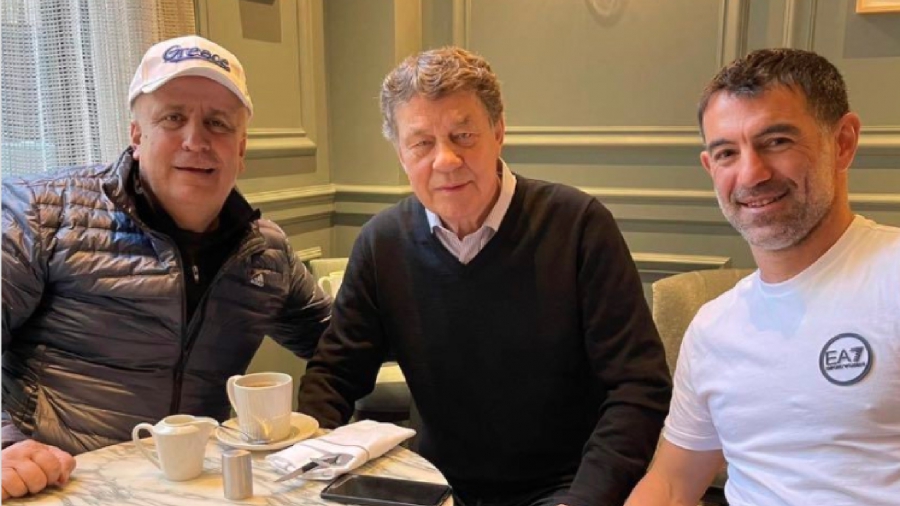 Στη Νέα Υόρκη Καραγκούνης, Ρεχάγκελ, Τοπαλίδης!