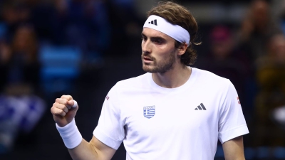 Davis Cup: «Αρχοντικός» Τσιτσιπάς καθάρισε τον Κοπίλ με 2 – 0 σετ σε 80’! (video)