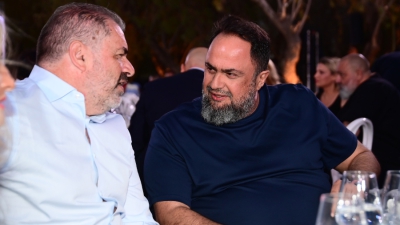 Κόντρα Ποστέκογλου με ρεπόρτερ: «Είμαι σίγουρος ότι οι γονείς σου είχαν στη ζωή τους μια δυσκολία» (vid)