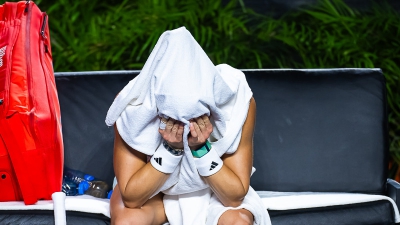 Πρεμιέρα... εφιάλτης για Σάκκαρη στο WTA Finals: Μόλις ένα κερδισμένο game (video)
