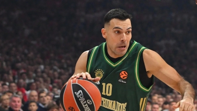 Αφοπλιστικός Σλούκας: «Ντρέπομαι ως αρχηγός!»