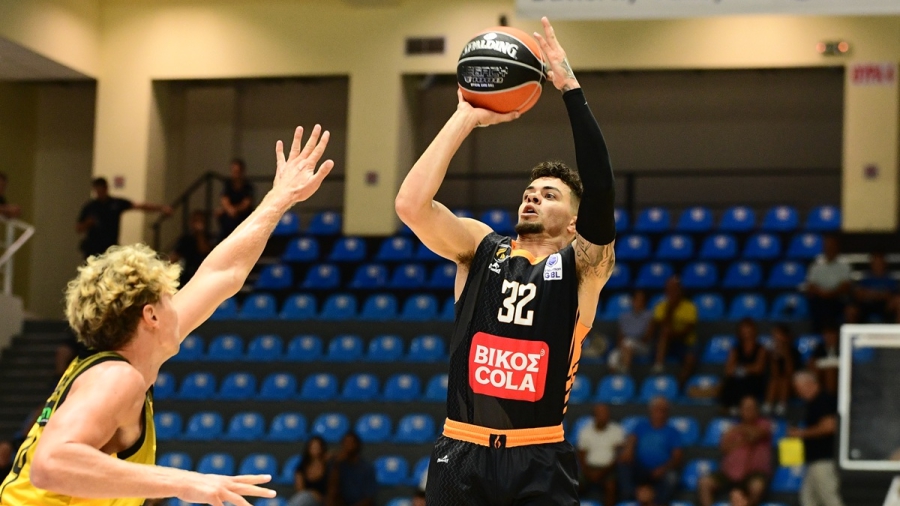 Με Γκρέι… οδηγό ο Προμηθέας νίκησε την ΑΕΚ και πήρε το «εισιτήριο» για τον τελικό του Super Cup!