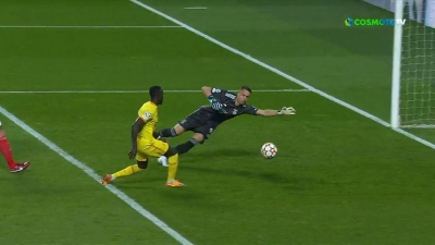 Μπενφίκα – Λίβερπουλ 0-2: Δεύτερο γκολ μετά από «μαγική» συνεργασία για τους Άγγλους (video)