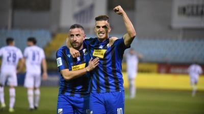 Λαμία - Αστέρας Τρίπολης 2-1: Καρλίτος σούπερ σταρ, εσύ την... οδηγείς στην «εξάδα»! (video)