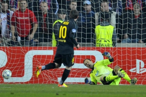 Λιονέλ Μέσι: Όταν σημείωσε το δεύτερο χατ-τρικ του στο Champions League κόντρα στη Βικτόρια Πλζεν (video)