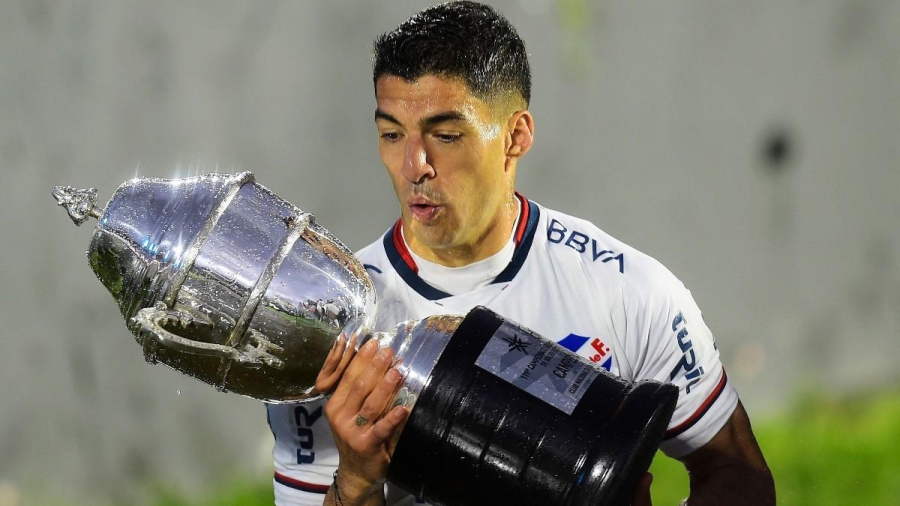 Ο Λουίς Σουάρες κατέκτησε το πρωτάθλημα Ουρουγουάης με τη Νασιονάλ (video)