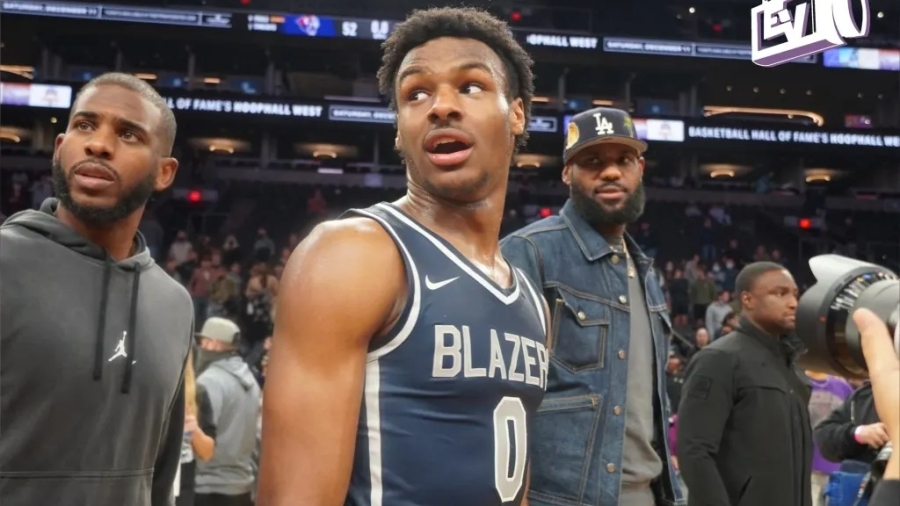 Ο γιος του ΛεΜπρον μαρκάρει τον Κρις Πολ αλλά... ο παλιός είναι αλλιώς (video)