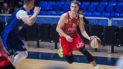 Ερυθρός Αστέρας: Συνεχίζει ακάθεκτος με Ιβάνοβιτς στον πάγκο!