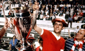 Ρέι Κένεντι: Έφυγε από τη ζωή η εμβληματική μορφή της Άρσεναλ και της Λίβερπουλ (video)