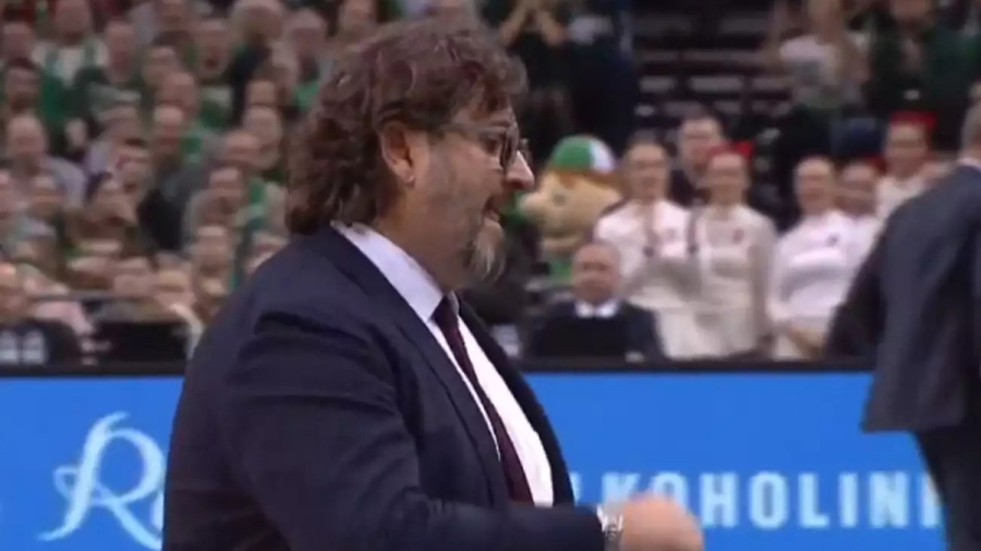 Ασυγκράτητος ο Τρινκιέρι, αποβλήθηκε με δύο τεχνικές ποινές! (video)