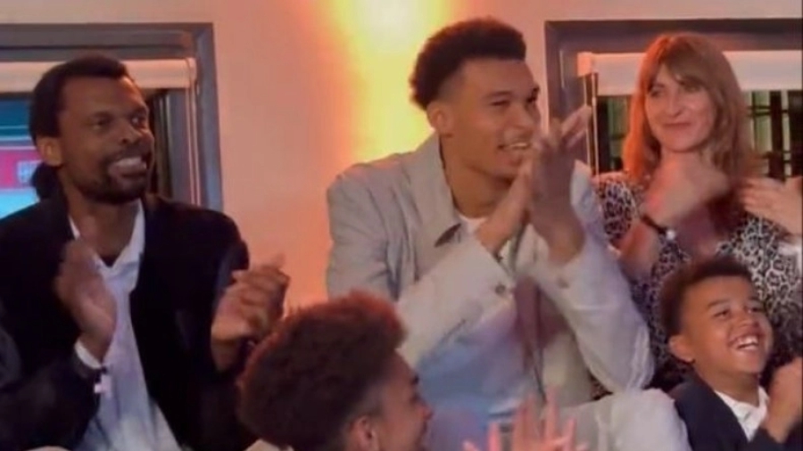 Η αντίδραση του Γουεμπανιάμα όταν έμαθε για τους Σπερς: «Ετοιμαστείτε!»