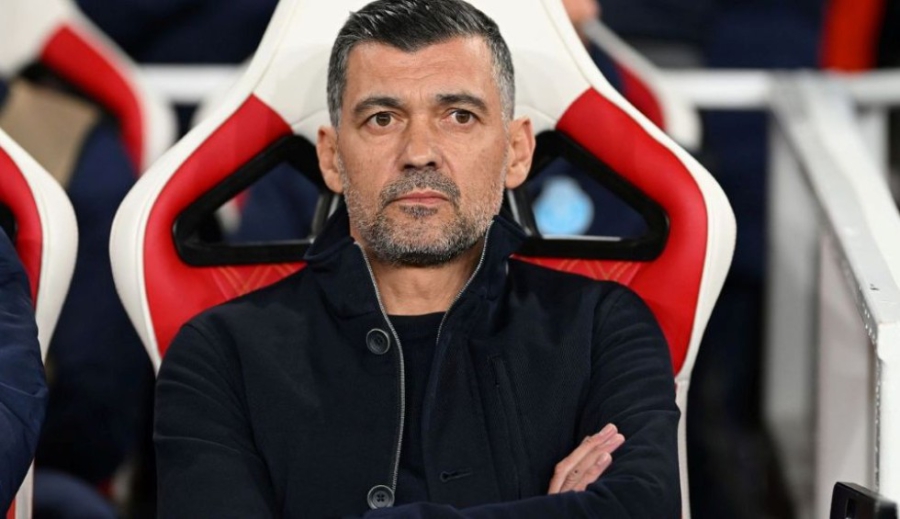 «Συγχαρητήρια, σπάνια βλέπω κάτι ανάλογο!»: Αναγνώριση στην Ουντινέζε από Κονσεϊσάο για τον τραυματισμό Μενιάν!