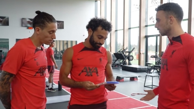 Τα... 17 bro του Τσιμίκα στους συμπαίκτες του - Πολλή αγάπη από τον Greek Scouser (video)