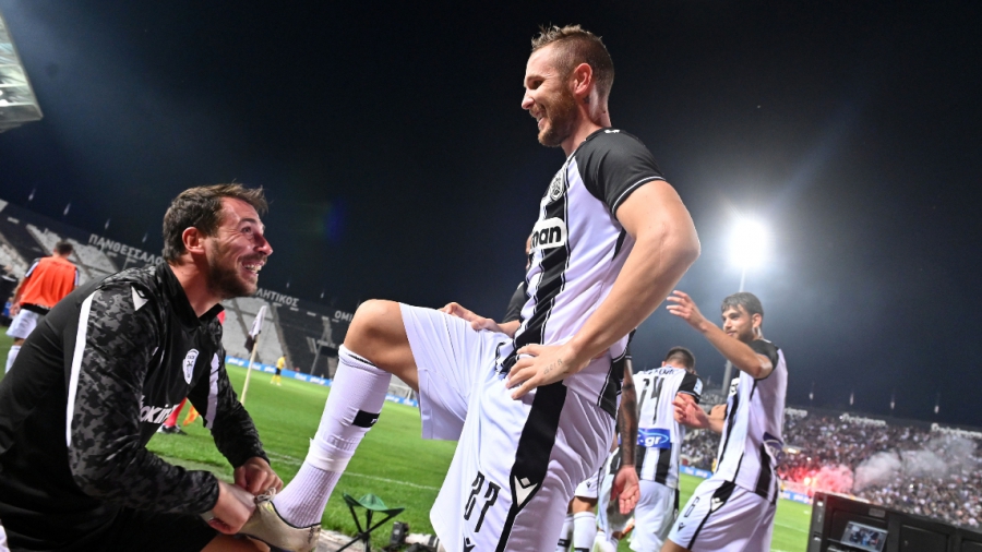 Ο αρχισκόρερ, Γιάσμιν Κούρτιτς, ανάμεσα στα «κανόνια» της Super League, με εκτελέσεις... Λέσεκ Πις! (video)