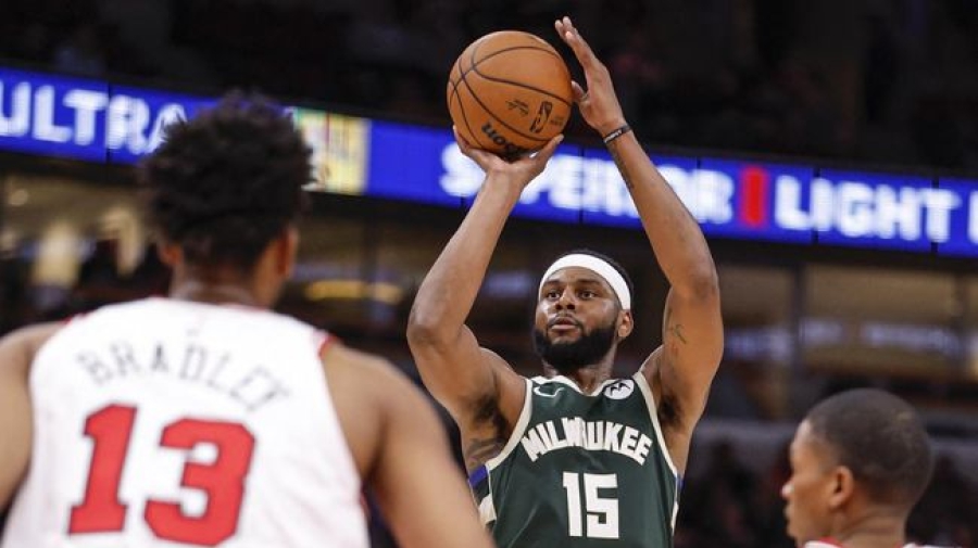 Ήττα για τους Μπακς χωρίς Γιάννη-Θανάση, αλλά με Κώστα, κόντρα στους Μπουλς (video)