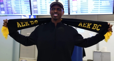 «James is here!»: Έφθασε για την ΑΕΚ ο Νάναλι!