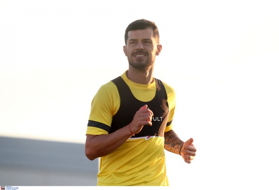 ΑΕΚ: H πρώτη προπόνηση του Ντάρκο Γέβτιτς! (video)