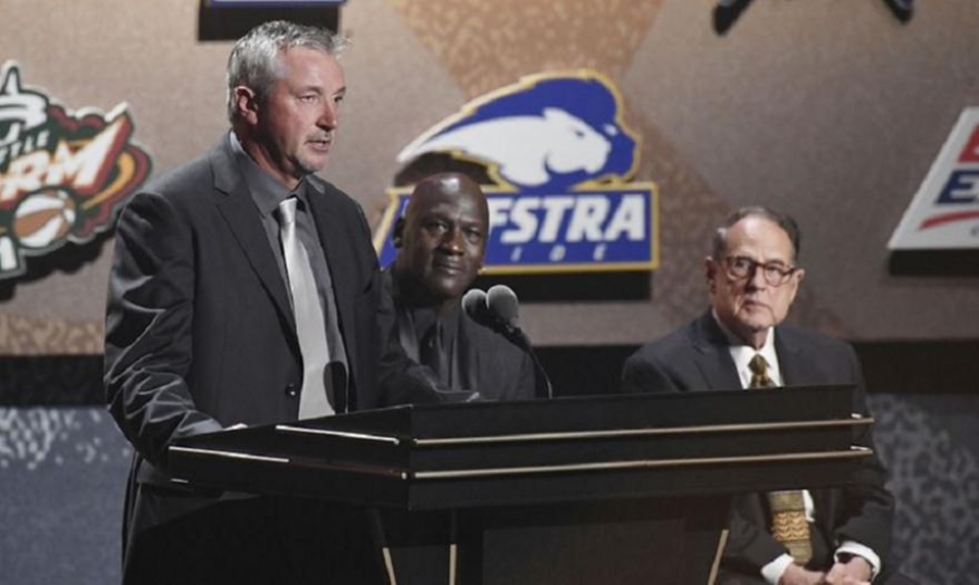 Κούκοτς για τους Τζόρνταν, Πίπεν: «Ευχαριστώ που με… διέλυσαν το 1992» (video)