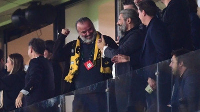 ΑΕΚ: Οι έξαλλοι πανηγυρισμοί του Ηλιόπουλου μετά το γκολ του Γιόβιτς!