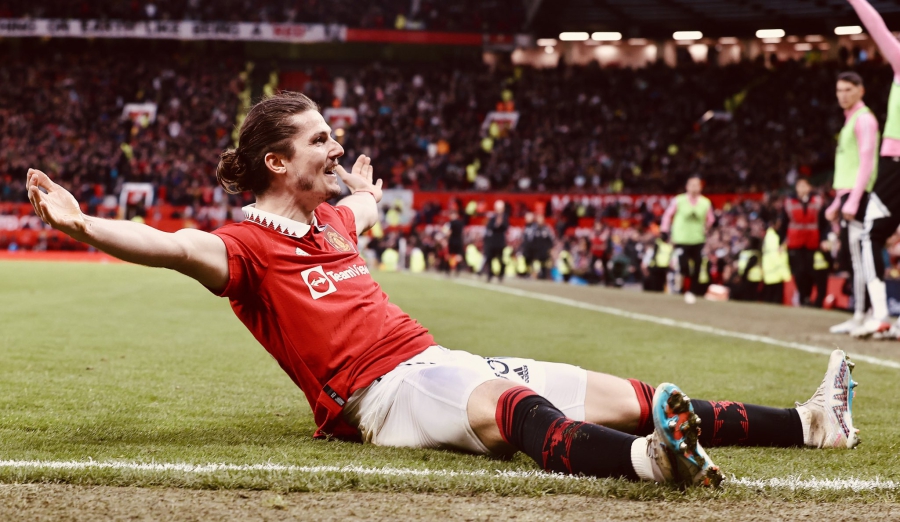 Μάντσεστερ Γιουνάιτεντ – Φούλαμ 3-1: Ο Μίτροβιτς «χάρισε» την πρόκριση στον Τεν Χαγκ! (video)