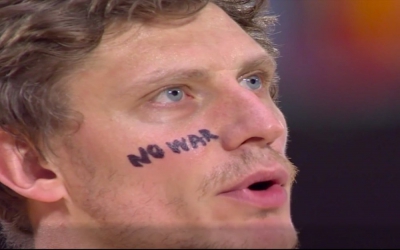 «No War» από τον Πουστοβόι και ενός λεπτού σιγή στο Ισπανία - Ουκρανία