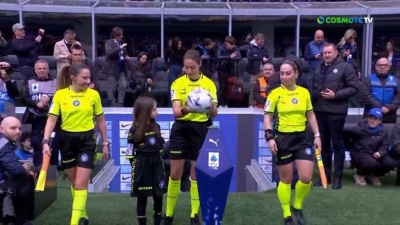 Ιστορική στιγμή για τη Serie A: Για πρώτη φορά γυναίκες διευθύνουν αναμέτρηση του Campionato! (video)
