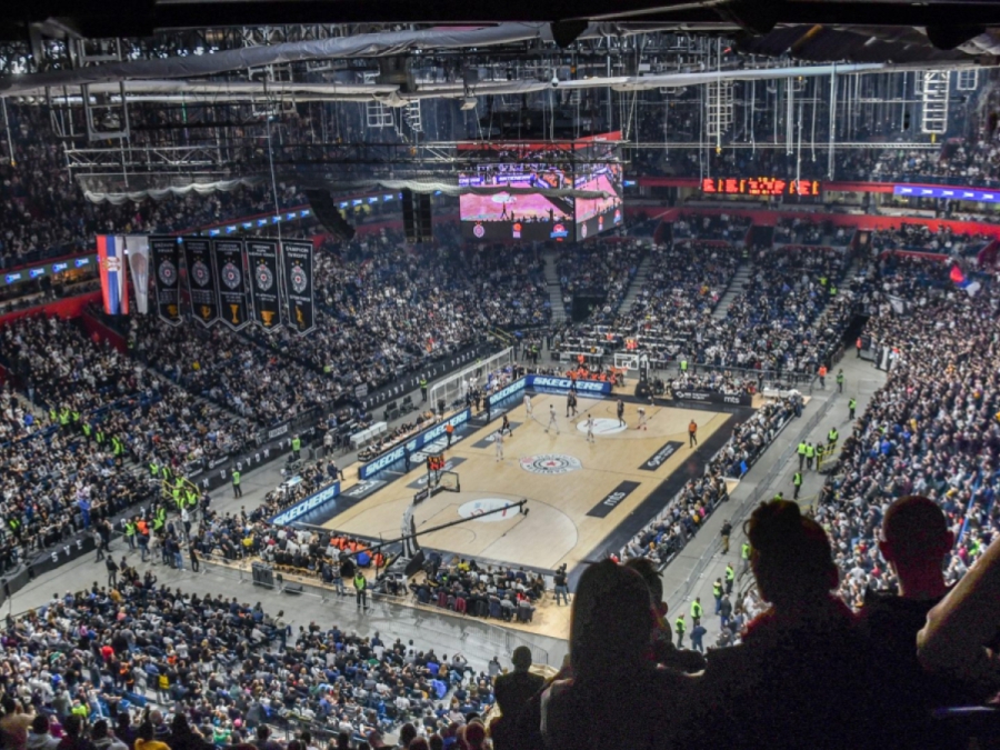 Αμείλικτη η Παρτίζαν: Δια βίου αποκλεισμός στον οπαδό που έβρισε παίκτη της ομάδας!