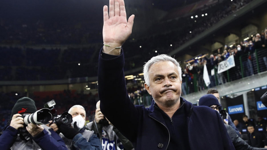 Απίστευτος Μουρίνιο: «Τώρα που έληξε το ματς, εύχομαι στην Ίντερ να πάρει το πρωτάθλημα»