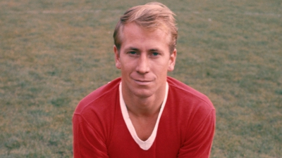 Μάντσεστερ Γιουνάιτεντ: Οι ευχές για τα 84α γενέθλια του θρυλικού Σερ Μπόμπι Τσάρλτον!