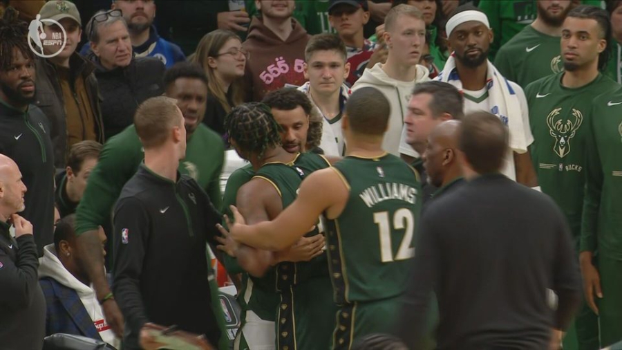 Αντετοκούνμπο: Ο καυγάς Γιάννη - Μπράουν και το «πάμε έξω» του Σμαρτ στον Θανάση! (video)