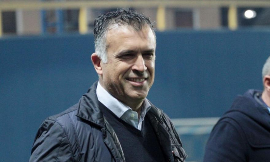 Αποθέωσε τον Καρέλη ο Αναστασίου: «Ο πιο… ανώμαλος επιθετικός του πρωταθλήματος» (video)