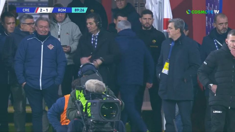 Κρεμονέζε – Ρόμα: Ο Μουρίνιο έφυγε για τα αποδυτήρια επτά λεπτά πριν τη λήξη! (video)