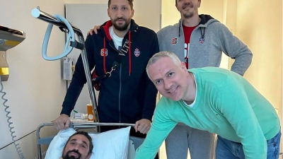 ΤΣΣΚΑ Μόσχας: Επισκέφθηκαν τον Σβεντ στο νοσοκομείο οι συμπαίκτες του!
