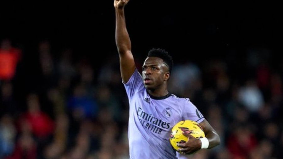 «Μικρό παιδί τον αποκάλεσε μαϊμού!»: Νέα ρατσιστική επίθεση, κατά του Βινίσιους, ερευνάται από τη La Liga! (video)