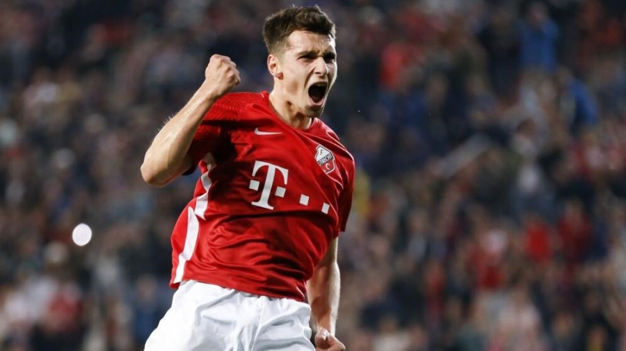 Με το... δεξί η σεζόν για τον Δουβίκα: Βρήκε δίχτυα σε φιλικό της Ουτρέχτης (video)