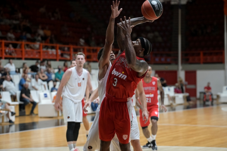 Προμηθέας - Ολυμπιακός 72-81: «Ερυθρόλευκη» επικράτηση με μπροστάρη τον Μπλακ