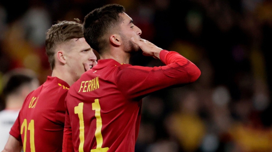 Ισπανία – Αλβανία 2-1: Αρνήθηκε να… στραβοπατήσει η «φούρια ρόχα»! (video)