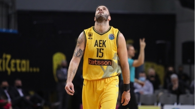 ΑΕΚ: Επεισόδιο με Σεγκούρα, εκτός ομάδας ο Παππάς!