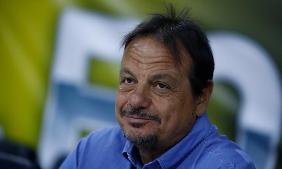 Στιγμές έντασης ανάμεσα σε οπαδούς της ΑΕΚ και τον Αταμάν στον τελικό του BCL!