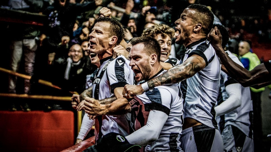 ΠΑΟΚ όπως λέμε Panathinaikos, Λουτσέσκου όπως λέμε Κυράστας! (video)