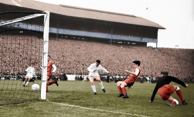 Στο Χάμπντεν Πάρκ ο Πούσκας σκόραρε τέσσερα γκολ, η Ρεάλ καθήλωσε την Ευρώπη και γονάτισε την Άιντραχτ! (video)